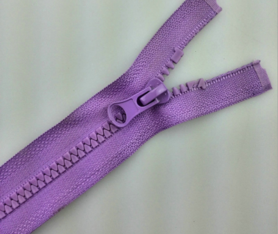 8号树脂闭尾口袋拉链羽绒服现货