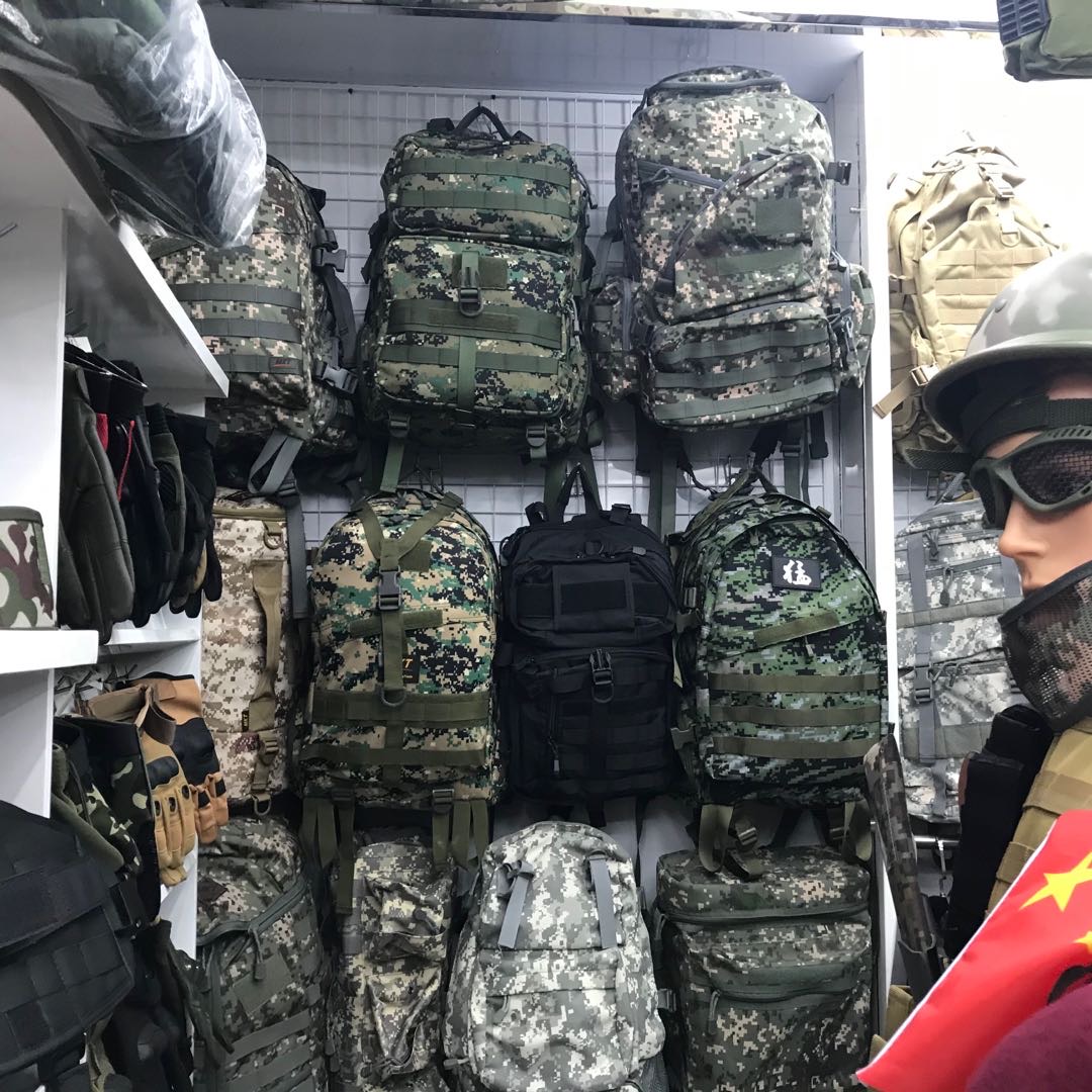 Yiwu Makaiteng Outdoor Luggage Factory describe pic - 2