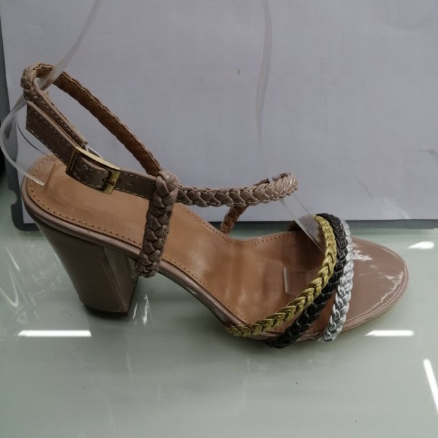 女式PU时装皮面三色麻花绑带粗跟高跟鞋凉鞋产品图