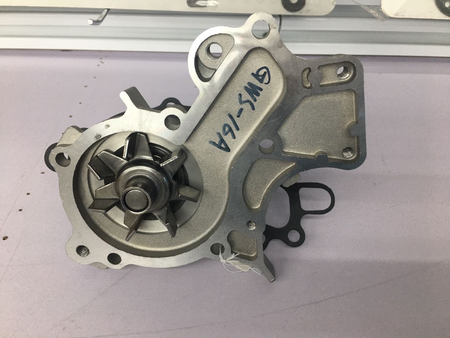 Suzuki water pump, cooling water pump, engine water pump, WS-16A