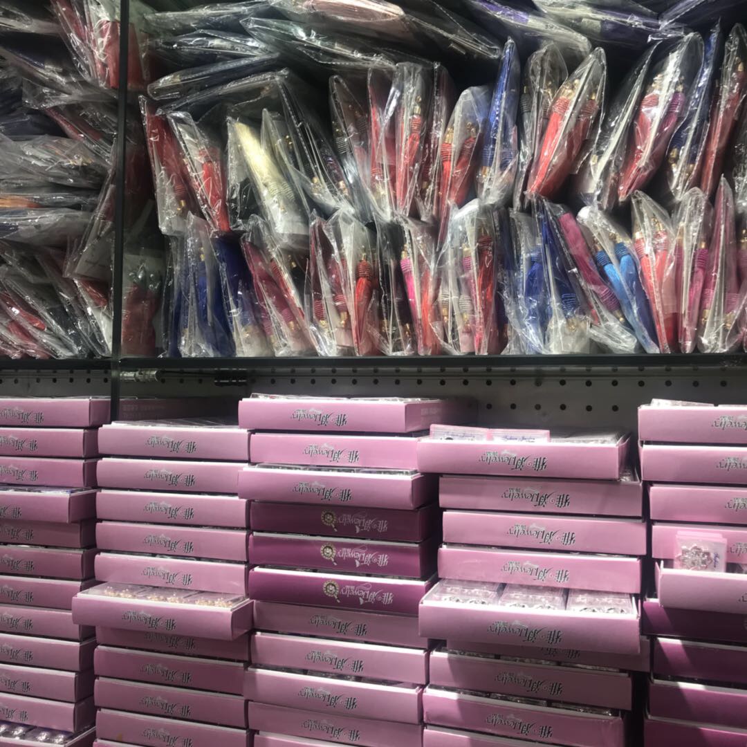 Yiwu Yaxin Accessories describe pic - 1