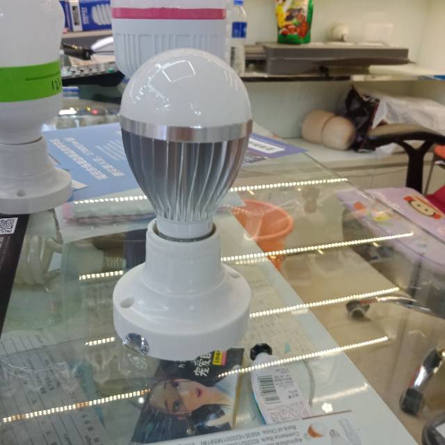 小型灯泡铁质银套头