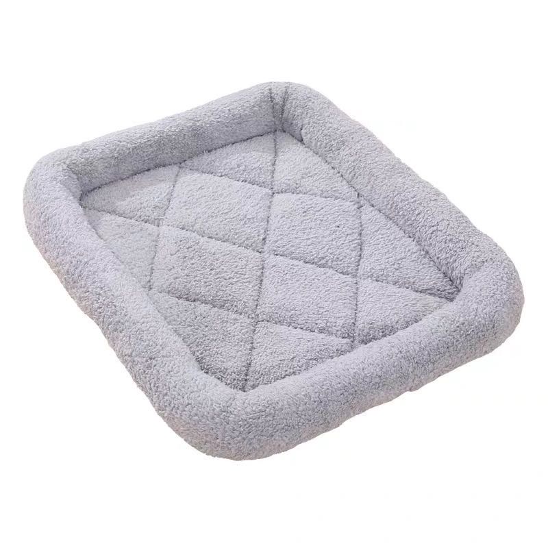 Cat sleeping pad, cat bed, pet sleeping pad, dog bed, teddy, enlarged, warm in autumn and winter, all-season universal cat bed soft pad Specification image