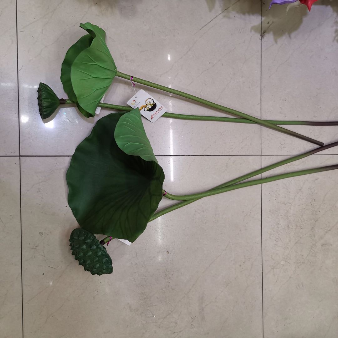 Lotus head with a bouquet of simulated flowers artificial flowers decorative flower arrangement