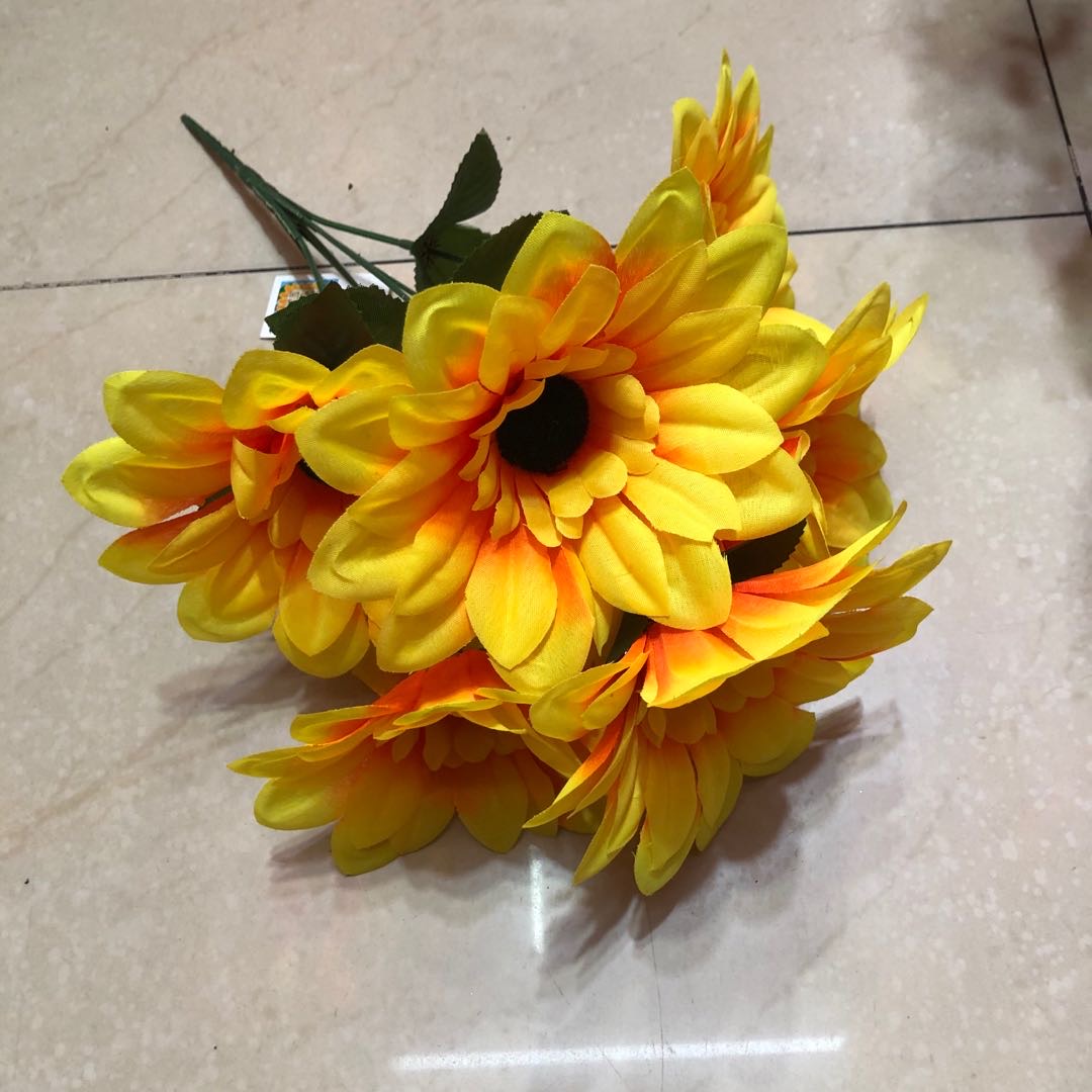 Hot-selling artificial flowers, artificial sunflowers, yellow home decoration Specification image