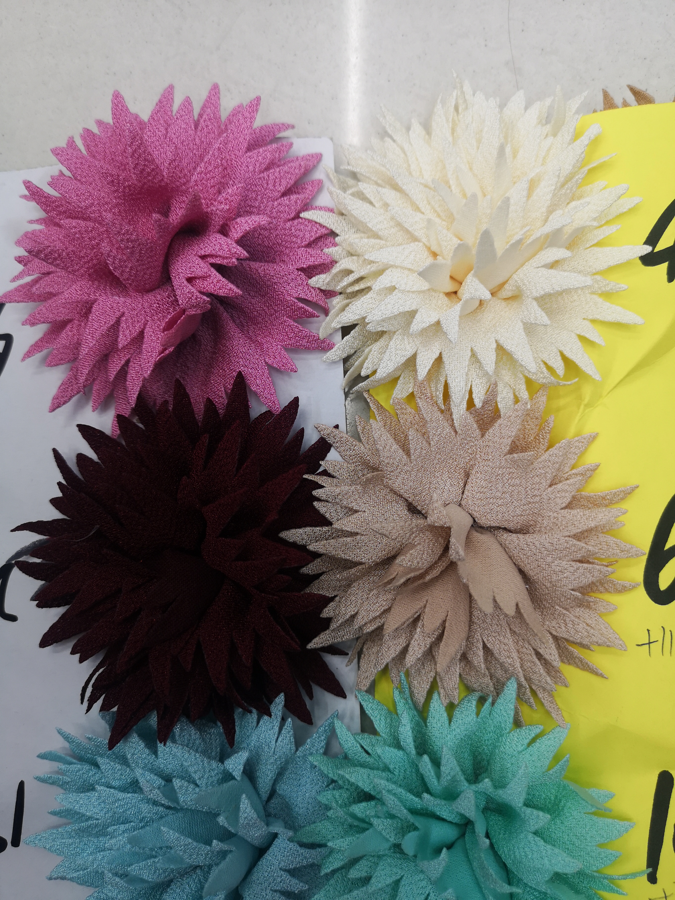 New Elegant Hair Accessories Women's Boutique Brooch Buckle Corsage Coat Pin Vintage Wedding Accessories Fabric Floral Accessories