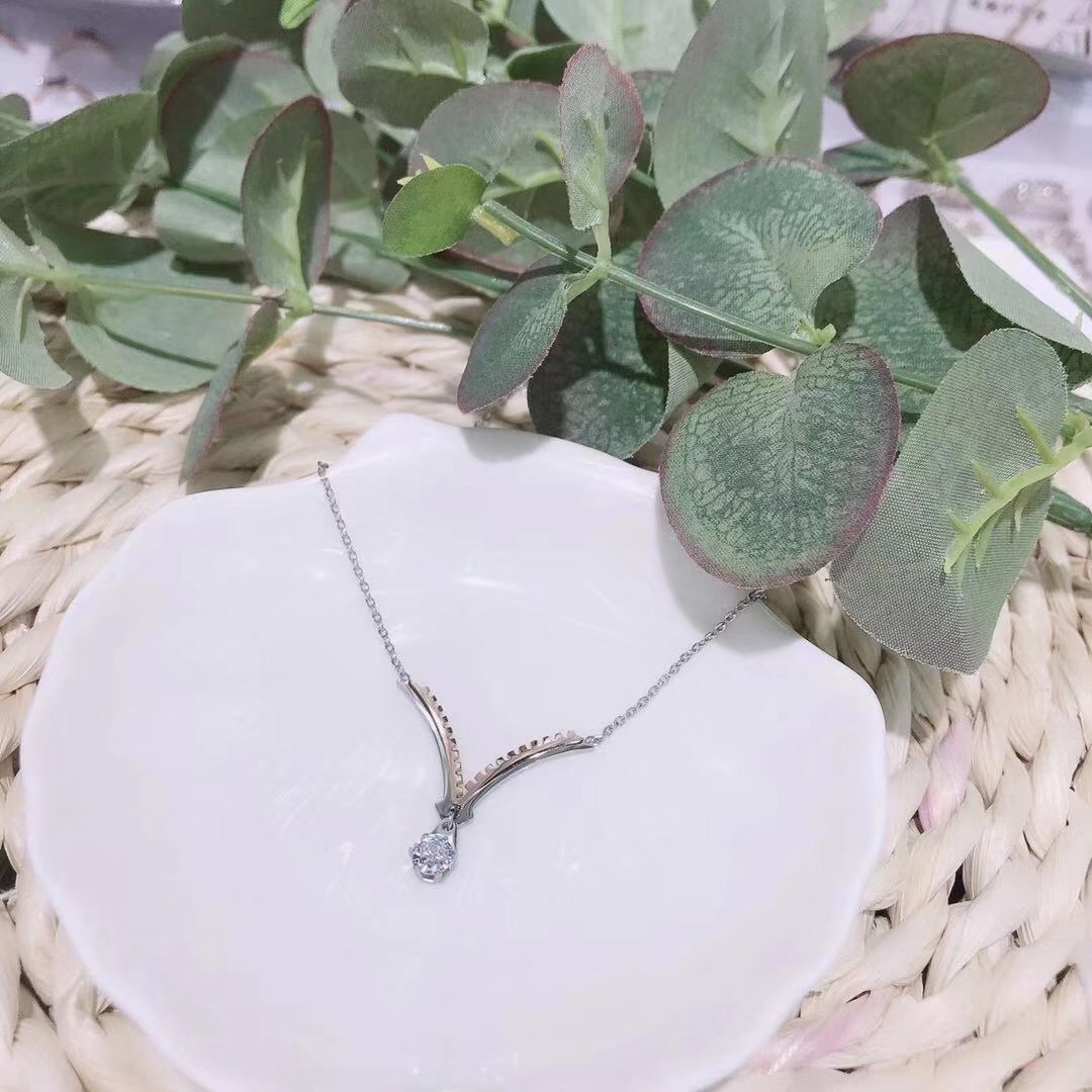 Creative design of fashion necklace with zipper ring clasp and diamond pendant thumbnail