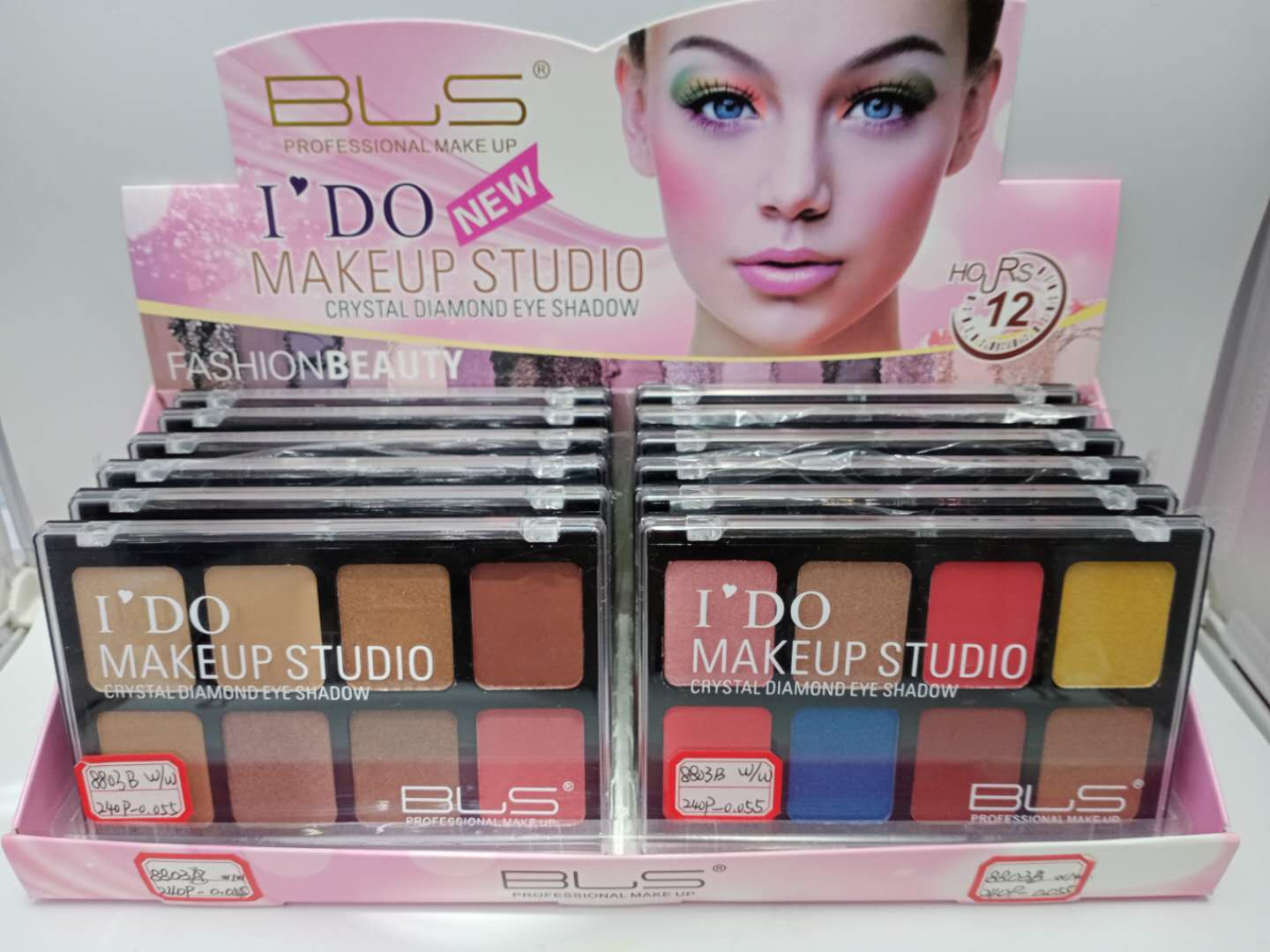 8-color glossy earth tone eyeshadow is water-resistant, sweat-proof and non-smudging Specification image