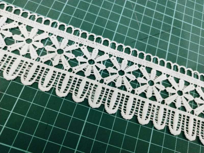 Direct sales of new white spring clothing and accessories with milk thread water-soluble barcode from the manufacturer details Picture