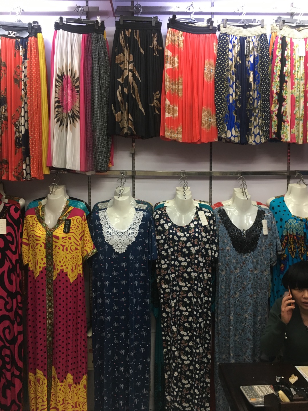 Honor Clothing describe pic - 2