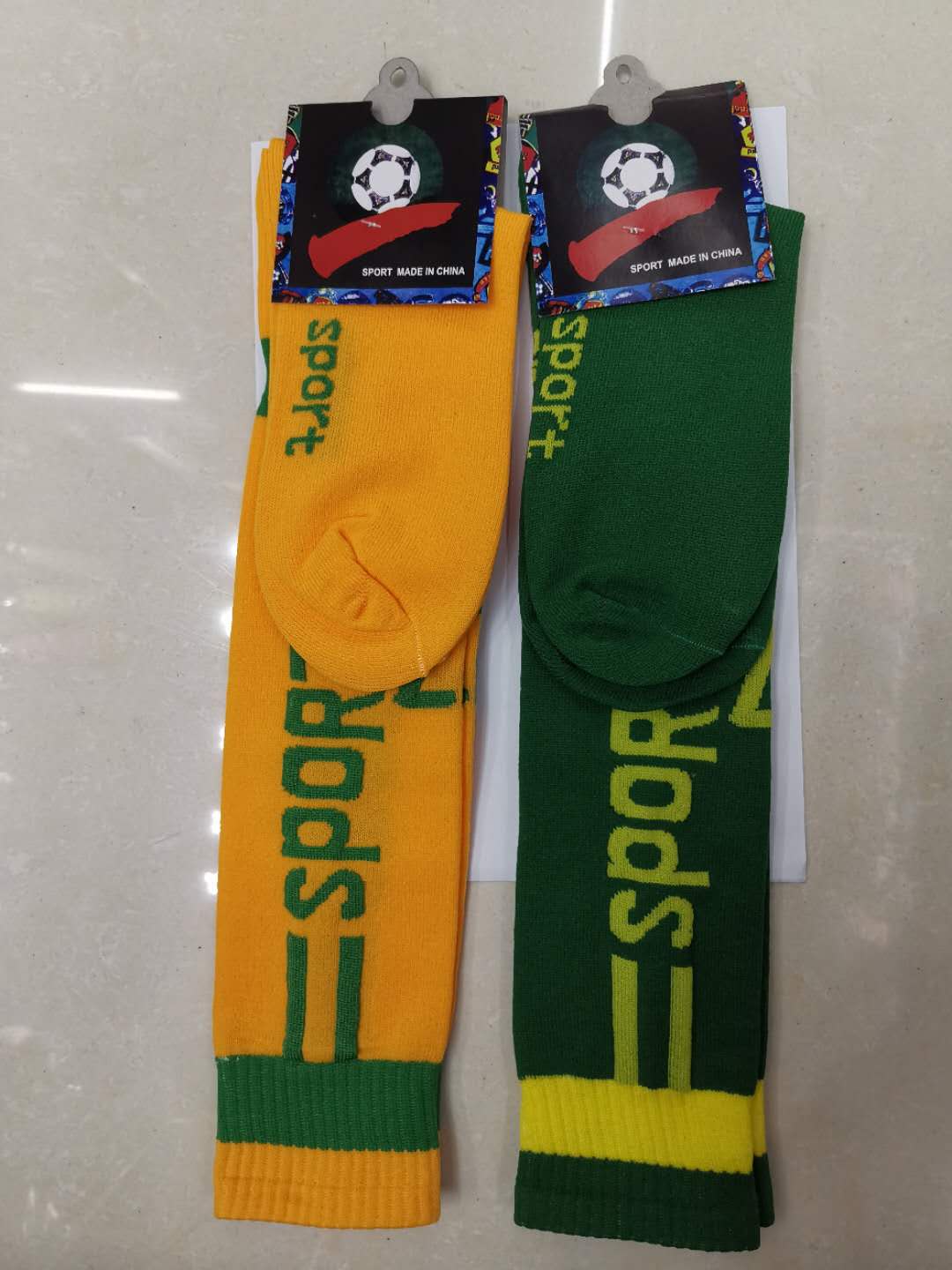 Football stockings men's stockings non-slip professional middle tube sports stockings children's football stockings football training socks thumbnail