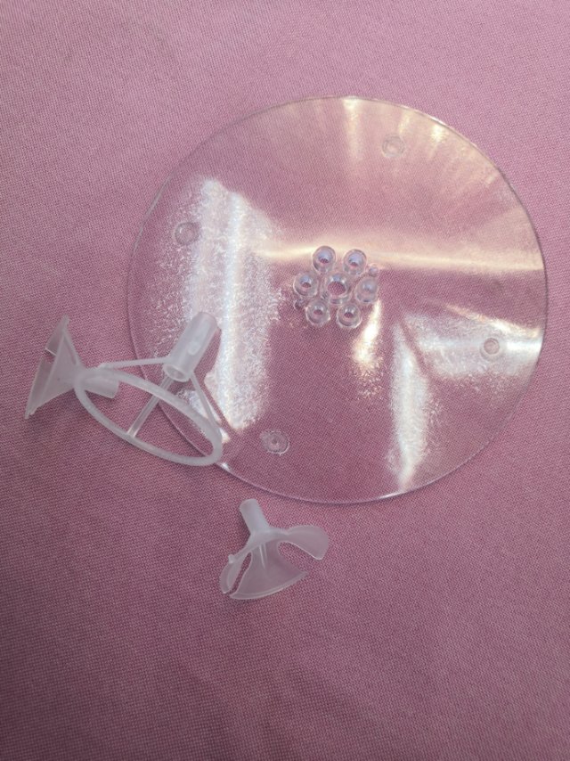 Balloon column table, floating ground support, transparent base, wedding room, wedding path, creative birthday decoration, scene arrangement details Picture