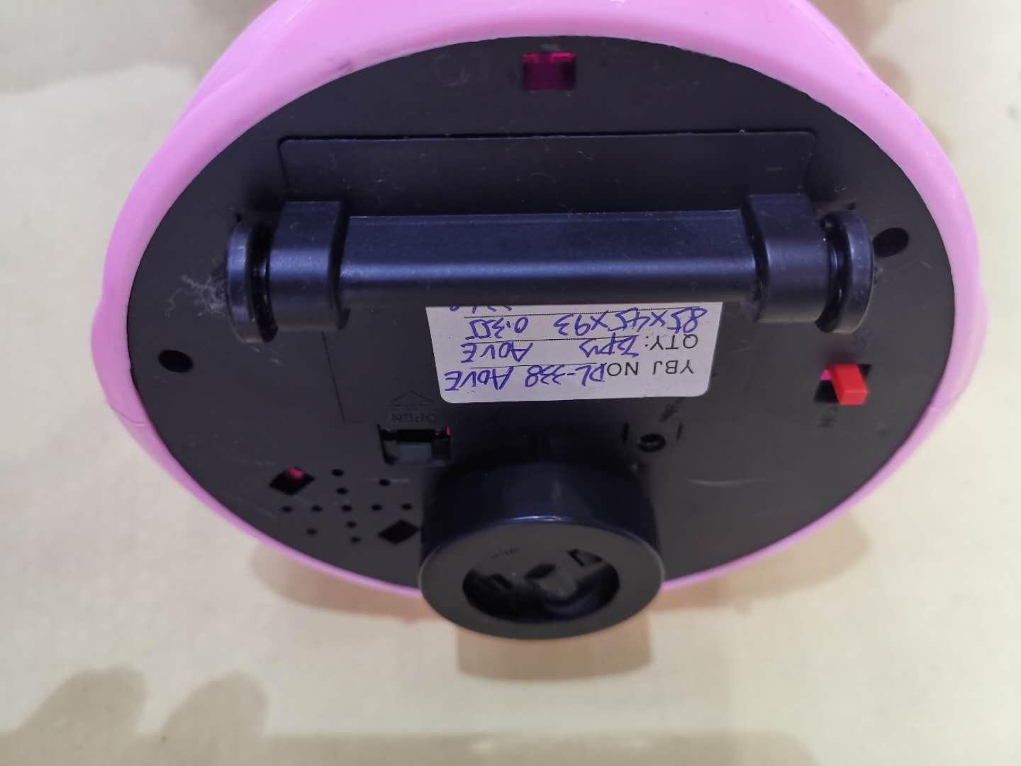 Children's electric dancing robot can dance and rotate. It is a toy for girls and boys, and a musical toy for girls aged 0-3 Specification image