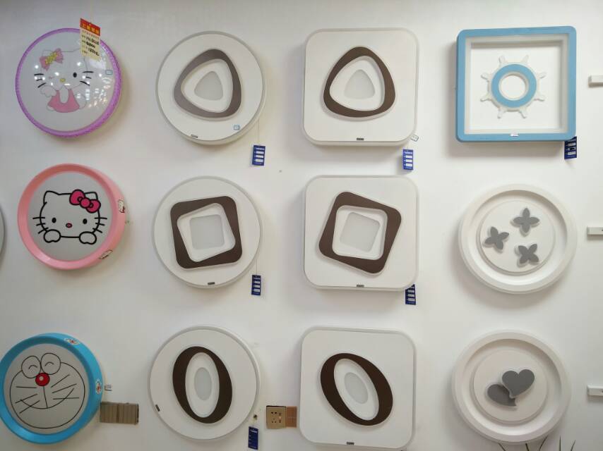 Yiwu Pengxiang Lighting Shop describe pic - 2