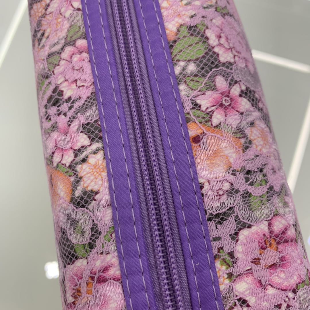 Lace Flower large-capacity makeup bag details Picture