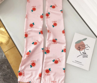 网红新款可爱草莓印花护袖泫雅风手臂套袖冰袖图