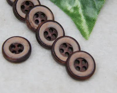 Clothing Button Wide Edge Buckle Four Eyes Wooden Button Round Button
