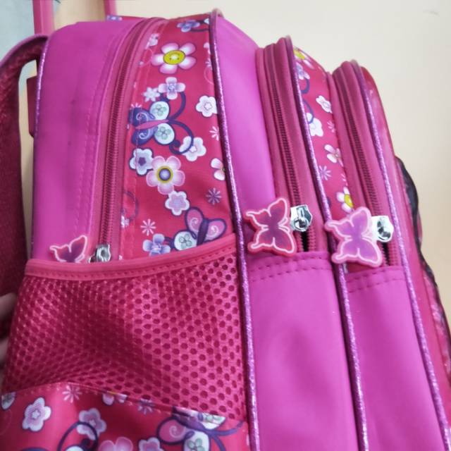 Pull-handle backpack details Picture