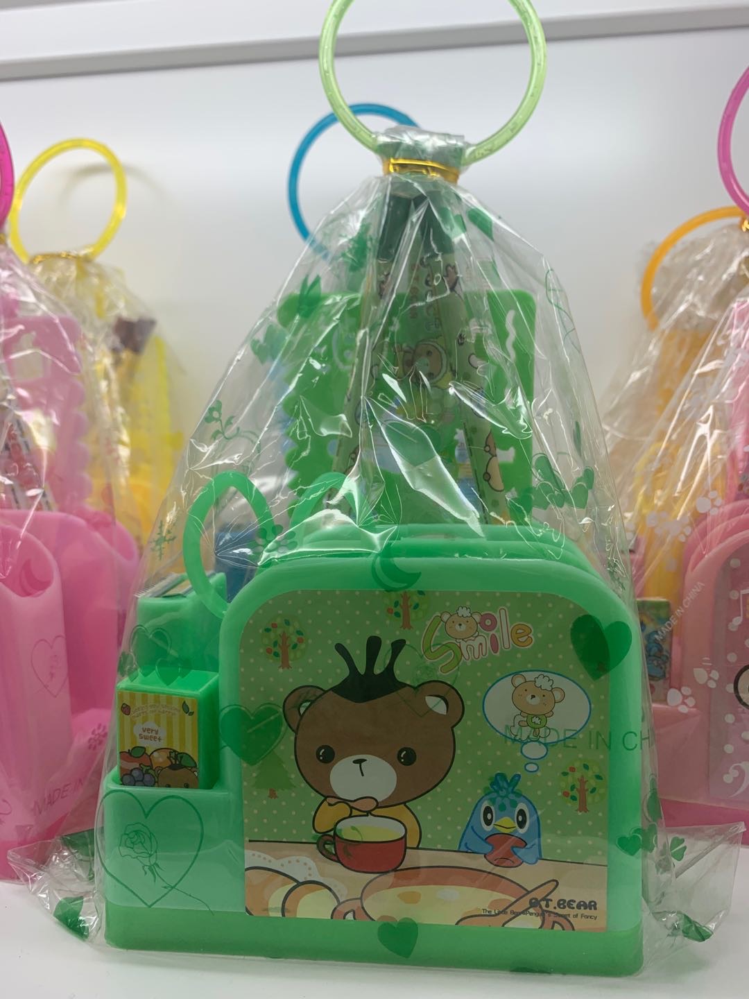 创意小熊图案文具礼盒套装幼儿园小学生卡通造型六一节生日圣诞礼物学习用品