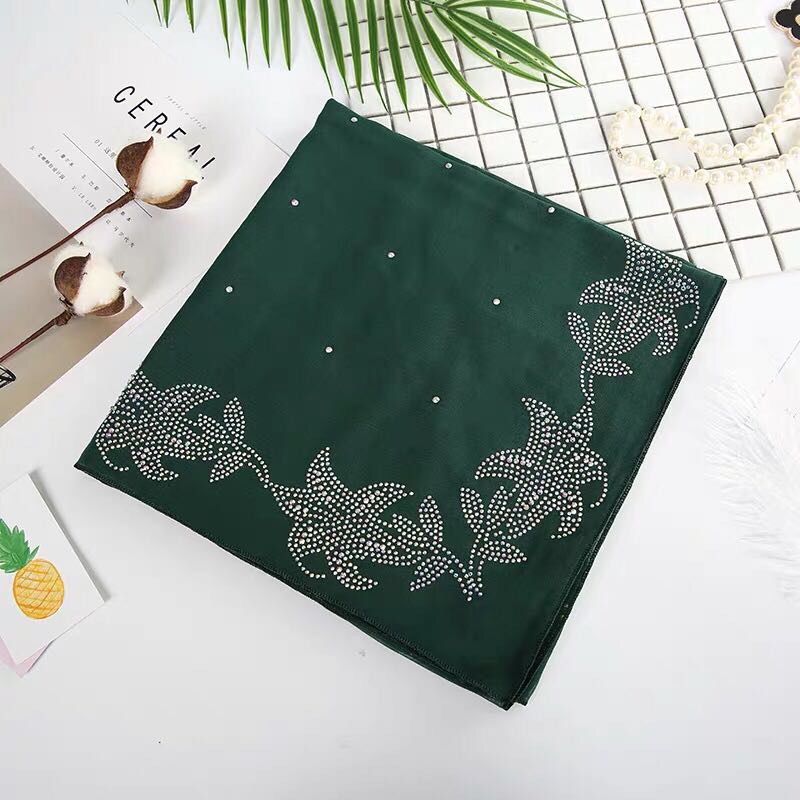 爆款新款烫钻围巾女高档烫钻穆斯林包头巾方形小钻丝巾