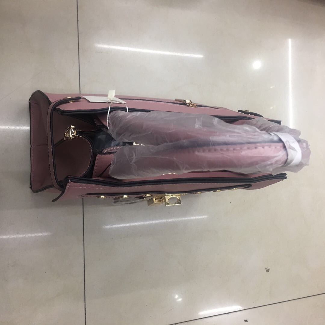 Simple and fashionable single-shoulder crossbody bag for socialites Specification image