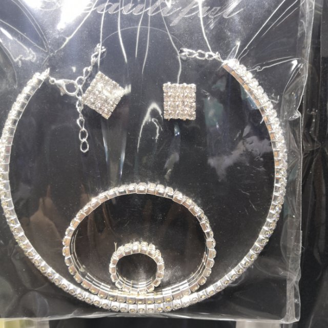 Collar pendientes set caja estilo europeo retro clásico set caja venta directa de fábrica exquisita set caja
