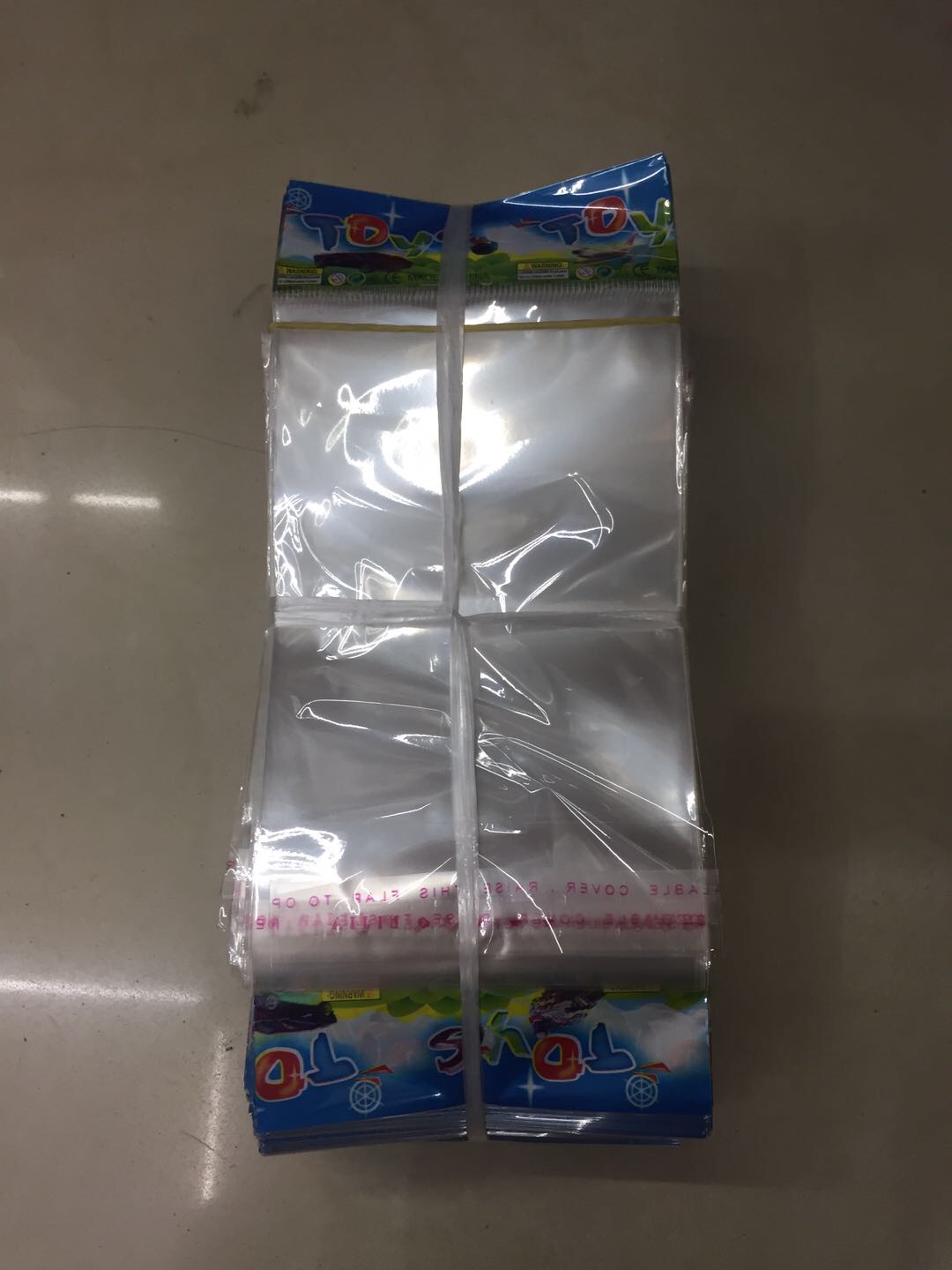 Direct sales of plastic self-sealing bags and printed bags from the manufacturer. Customized according to samples