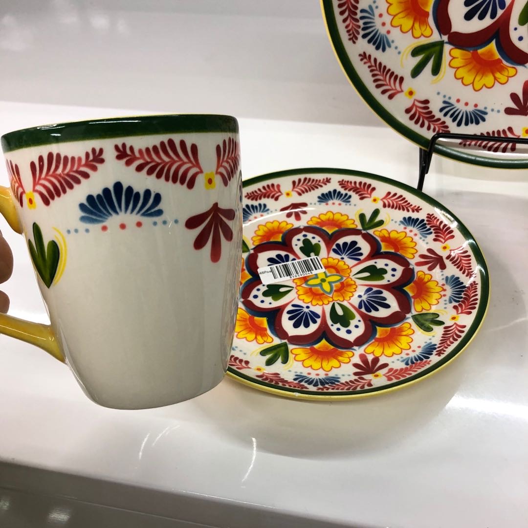 New factory direct sales, wholesale for foreign trade, available for retail. Hand-painted tableware, creative ceramic underglaze color tableware sets with multiple patterns details Picture