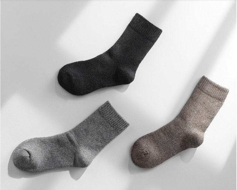 Autumn winter socks middle stockings Japanese style wet thickening with velvet warm towel stockings winter thick socks for men deodorant thumbnail