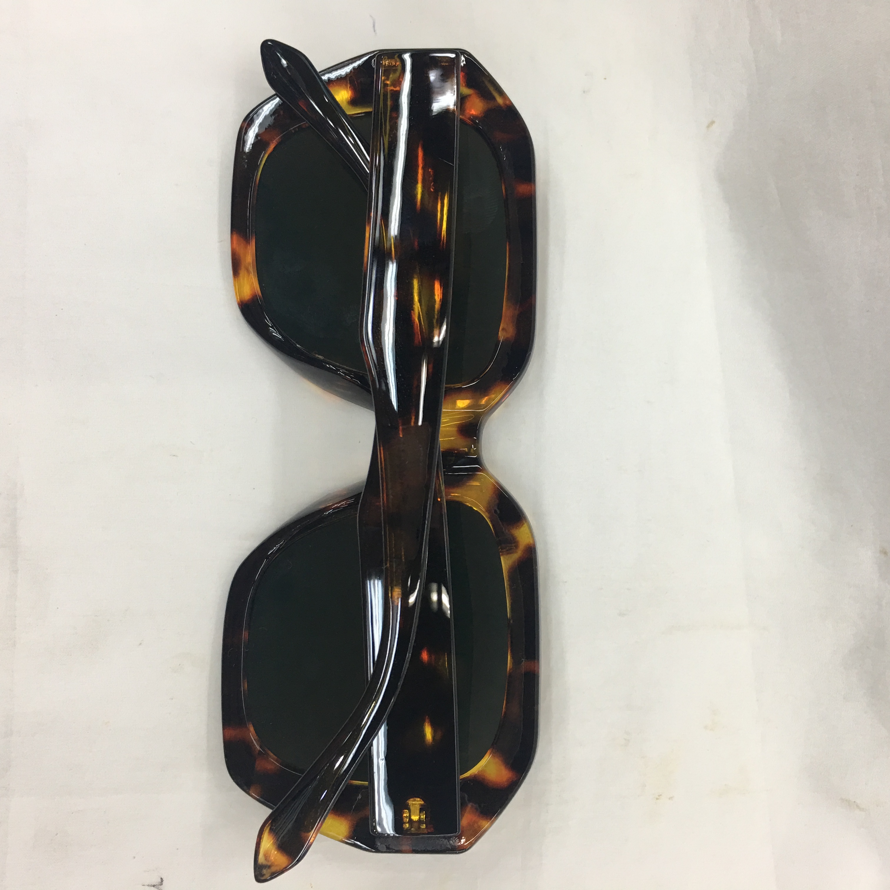 New Korean-style trendy UV-resistant sunglasses for women, fashionable eye protection glasses details Picture