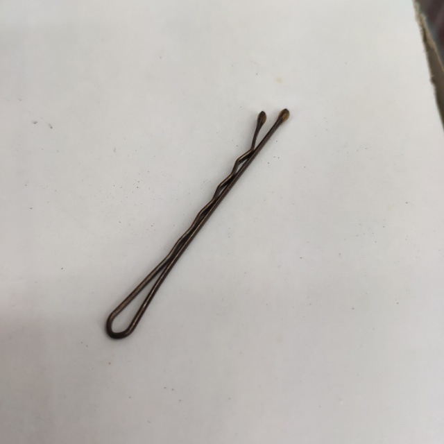 黑色一字夹女生头饰黑色波浪型顶夹刘海夹