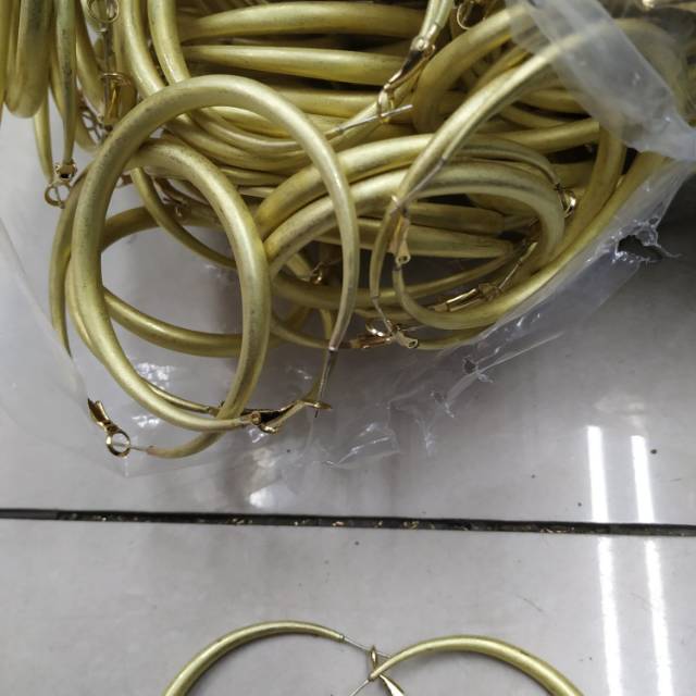 新款圆形铜质耳环饰品