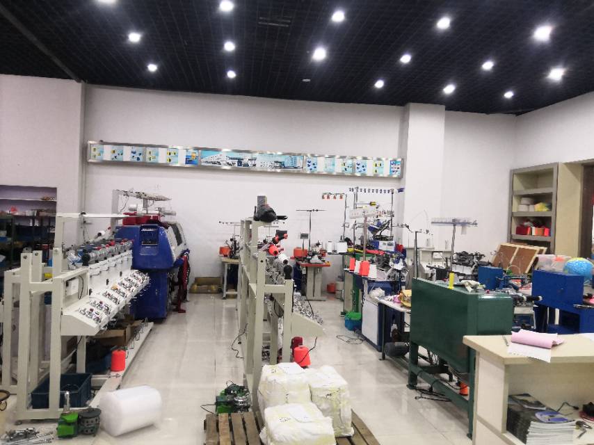 Yiwu Wangzhao Knitting Machinery Parts Shop describe pic - 1
