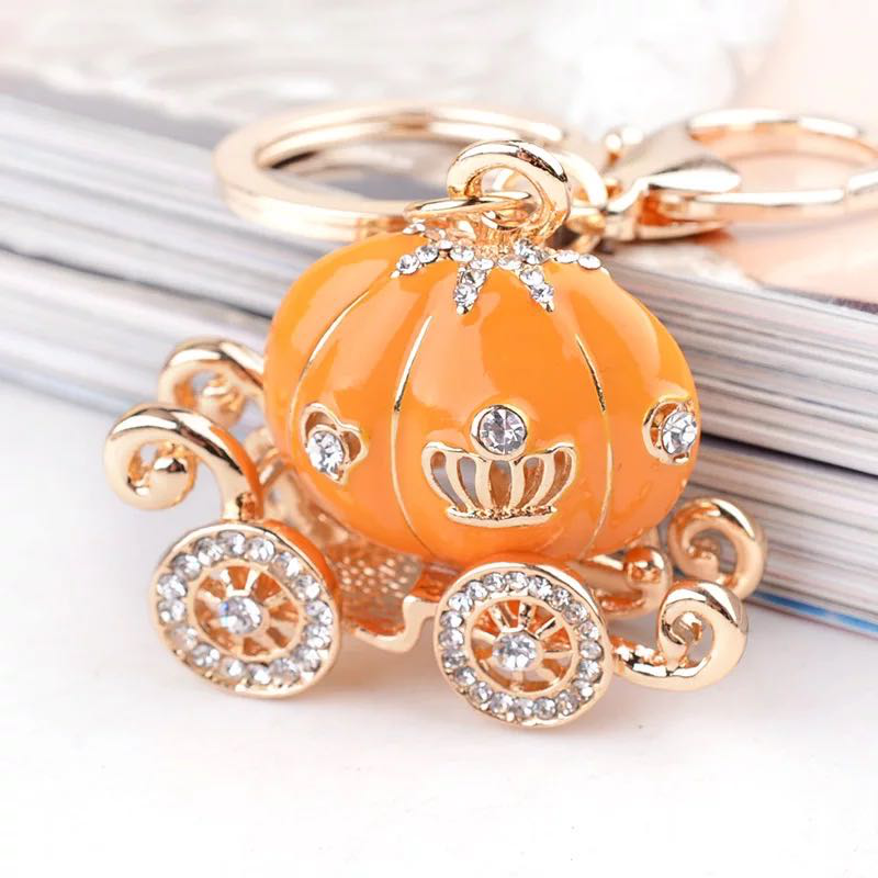 21313 keychain for my girlfriend to give birth to a car key chain ring