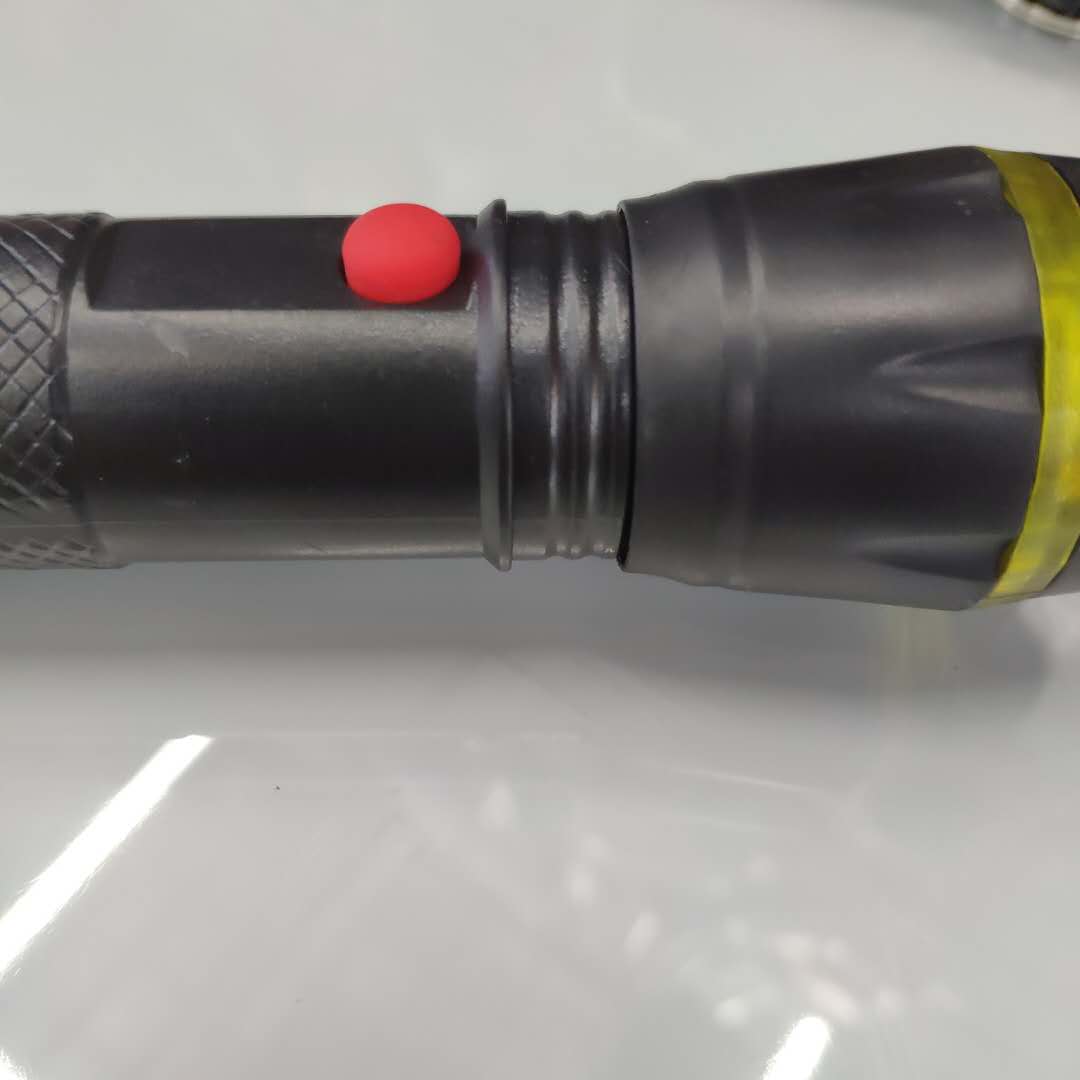 LED强光防水高亮度手电筒金属强光手电筒定制细节图