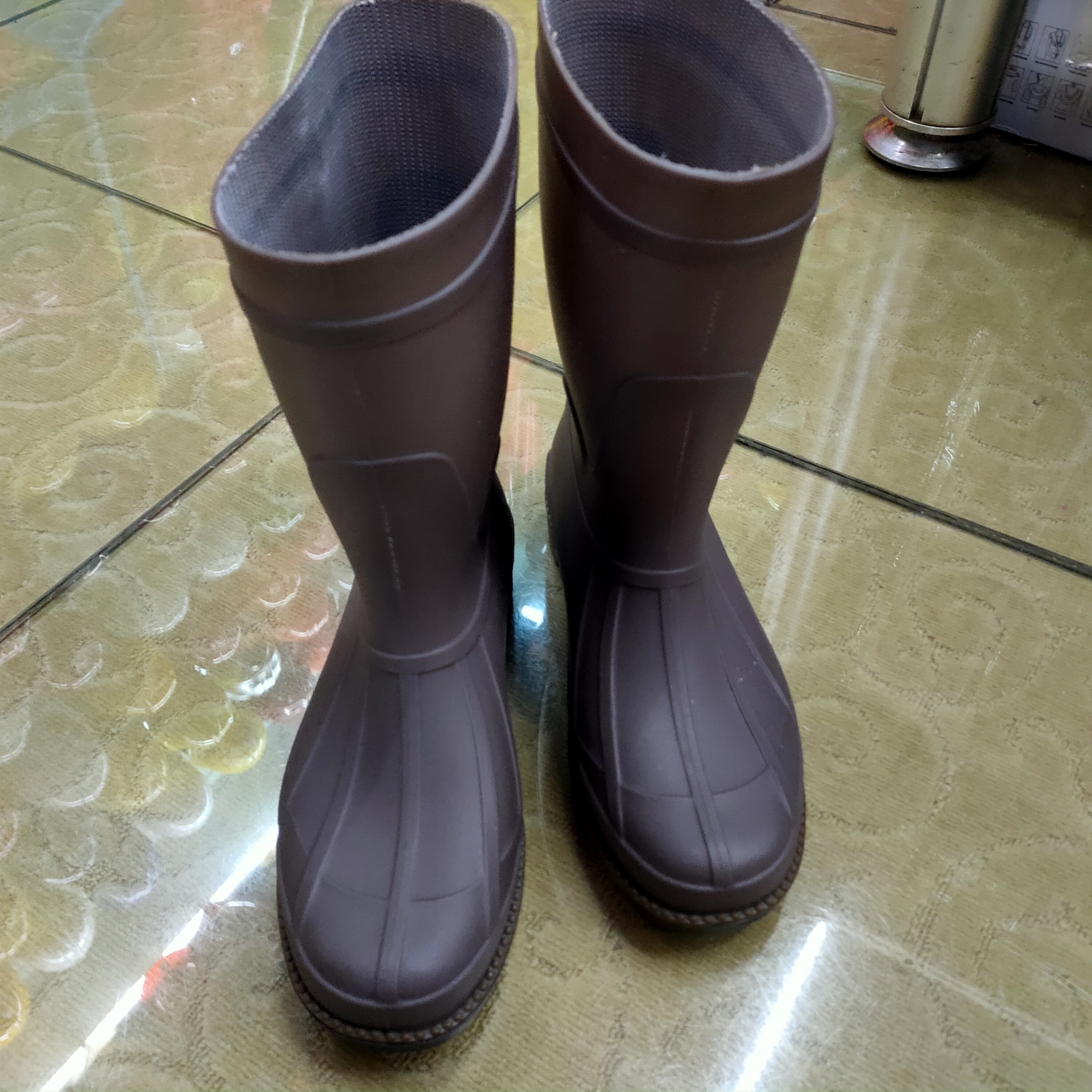 PVC高筒女士雨靴 新款防滑女式雨鞋劳保用品防水防滑靴详情图2