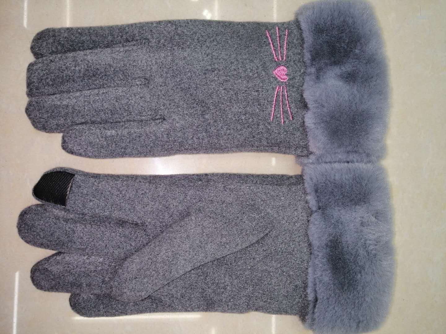 Gloves Female Winter Touch Screen Saver Warm Up With Thick Suede Winter Student Cute Everything Ride Drive details Picture