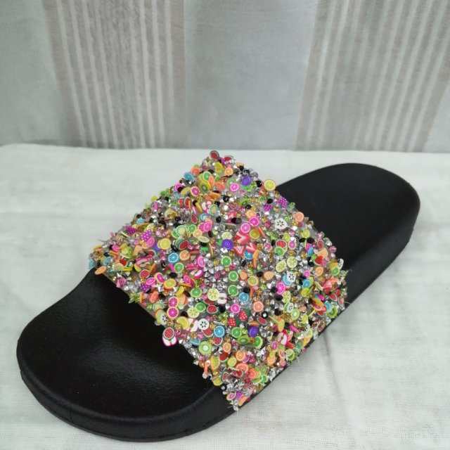 Slippers Women Wear New Summer Wet Water Color Sequins Fine Diamond Line Beach Fashion Flip-Flops