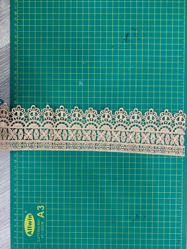 白色蕾丝刺绣领花刺绣花边水溶花边面料辅料花边