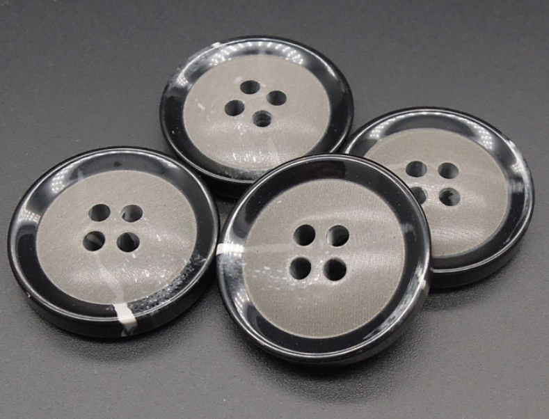 Big Coat Button Thin Edge Wide Edge Resin Coat Spray-Painted Button Four Eyes Coat Button details Picture