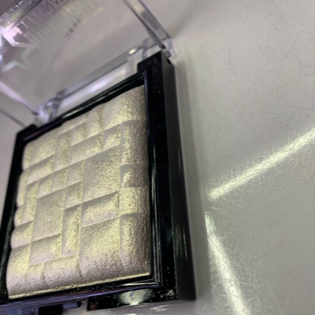 Square Box Premium Highlighter Makeup Case details Picture