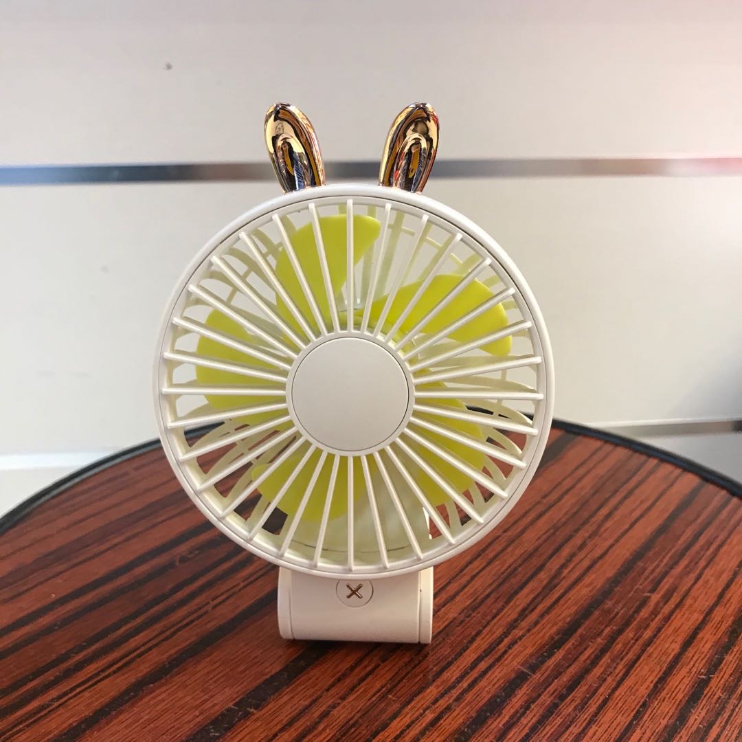 USB mini silent small fan, rechargeable spray fan, small student dormitory office portable fan, foldable