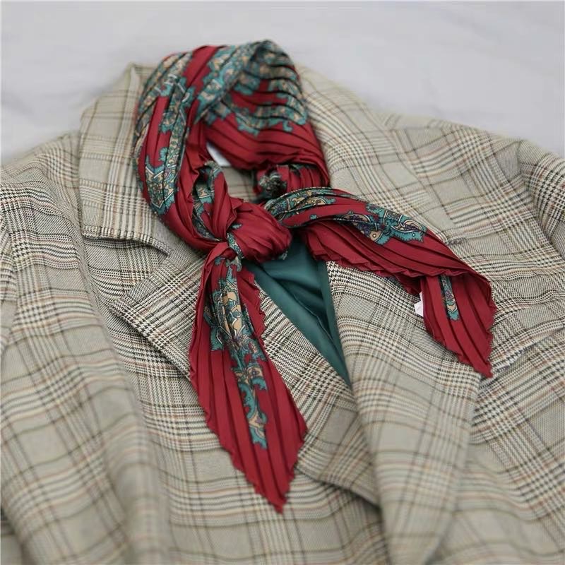 Retro scarf, silk scarf, long red cute scarf, ladylike Specification image