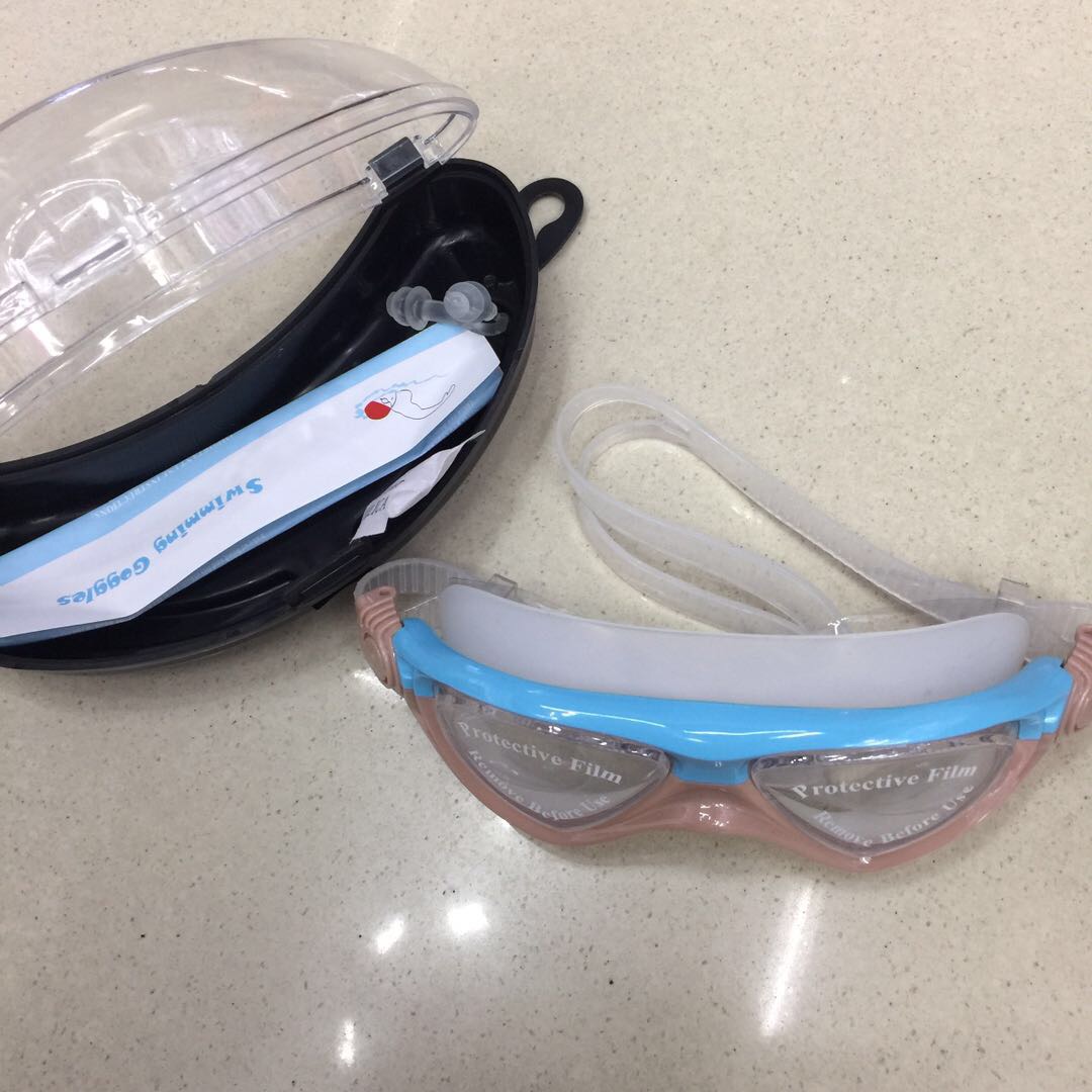 成人游泳帽细节图