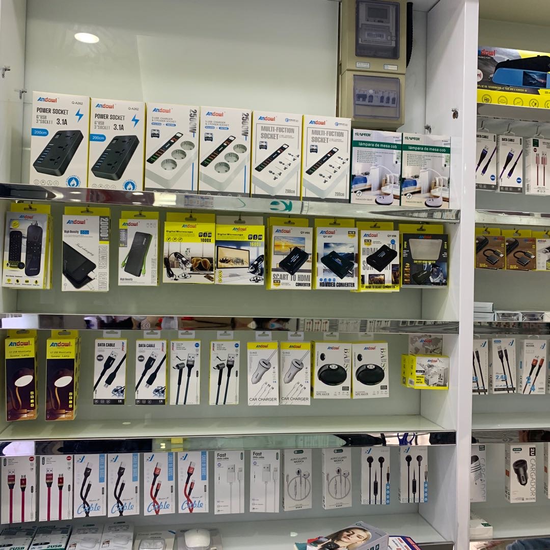 Yiwu Jiezhou Trading Co., LTD