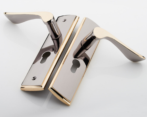 The manufacturer specializes in wholesale of zinc alloy bearing door locks, indoor handle locks, and anti-theft door locks, which can be customized