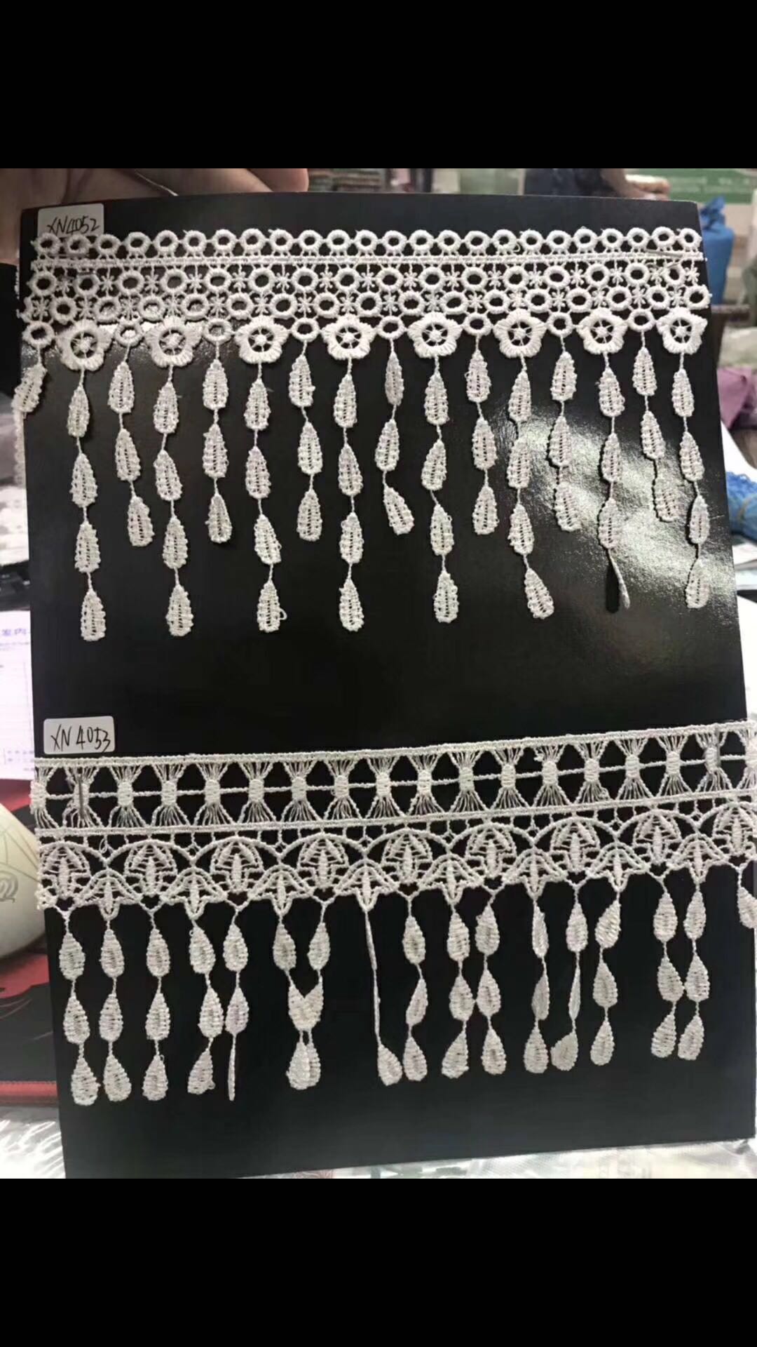 schematic diagram of contrast arrangement of different patterns and styles
