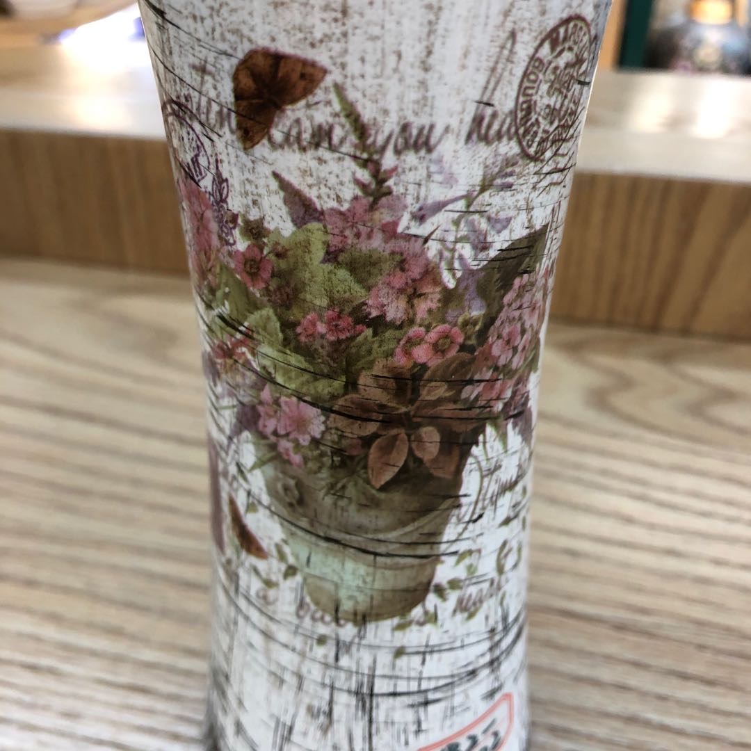 白色细颈复古欧式陶瓷摆件工艺品摆件陶瓷花盆产品图