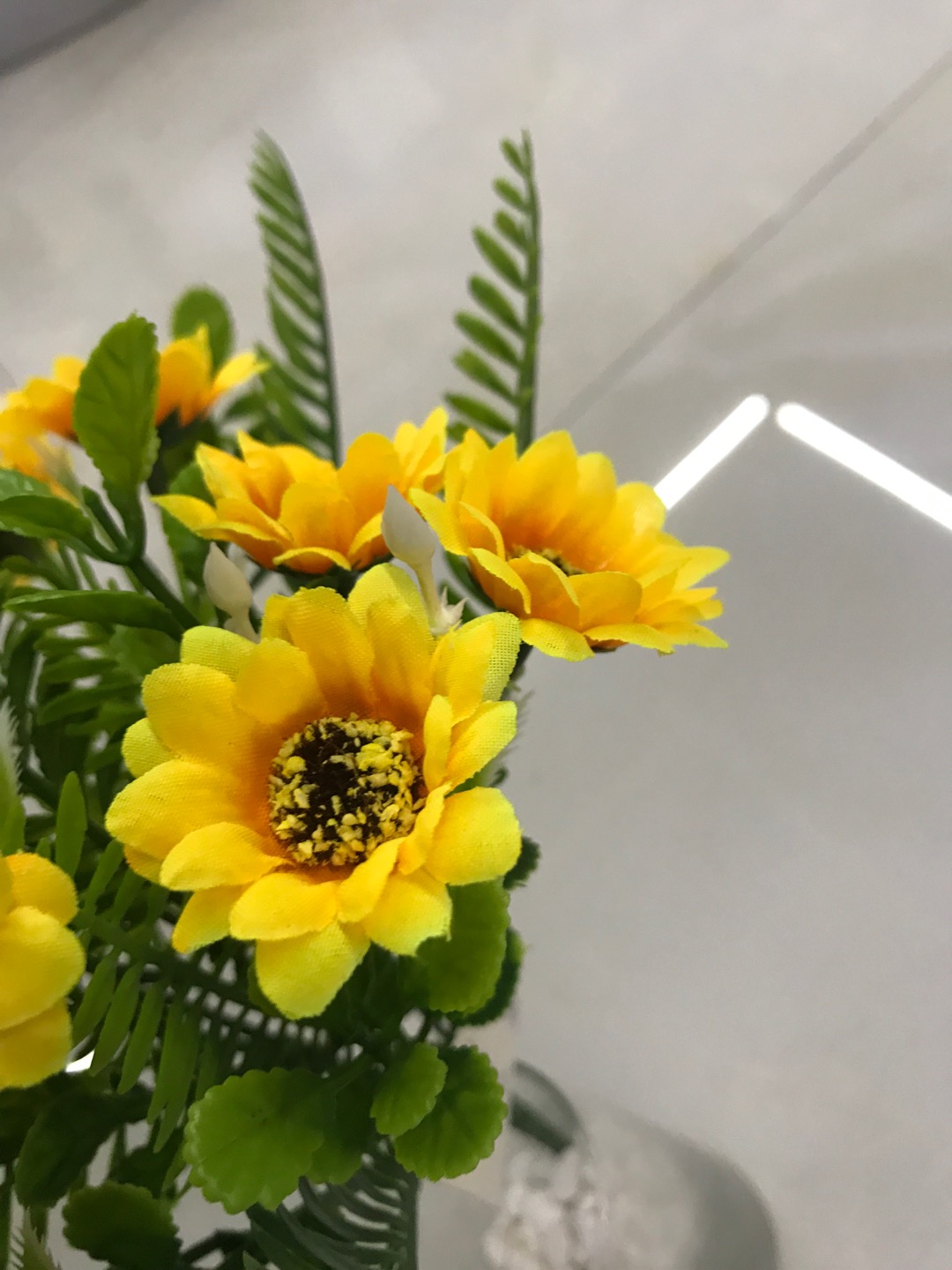 Factory direct sales of European-style oil painting lovers' roses in multiple colors available. 45789 Specification image