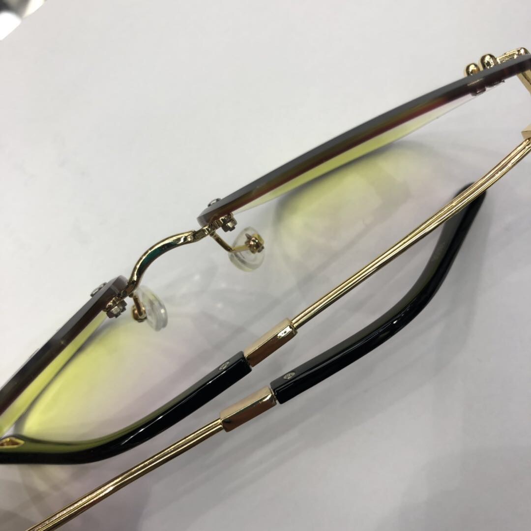 Korean-style trendy and fashionable multi-color sunglasses and sunshades are versatile and personalized details Picture